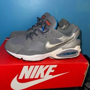 Nike Air max Triax 94 Mens 9.5 gray,silver,blue and pink